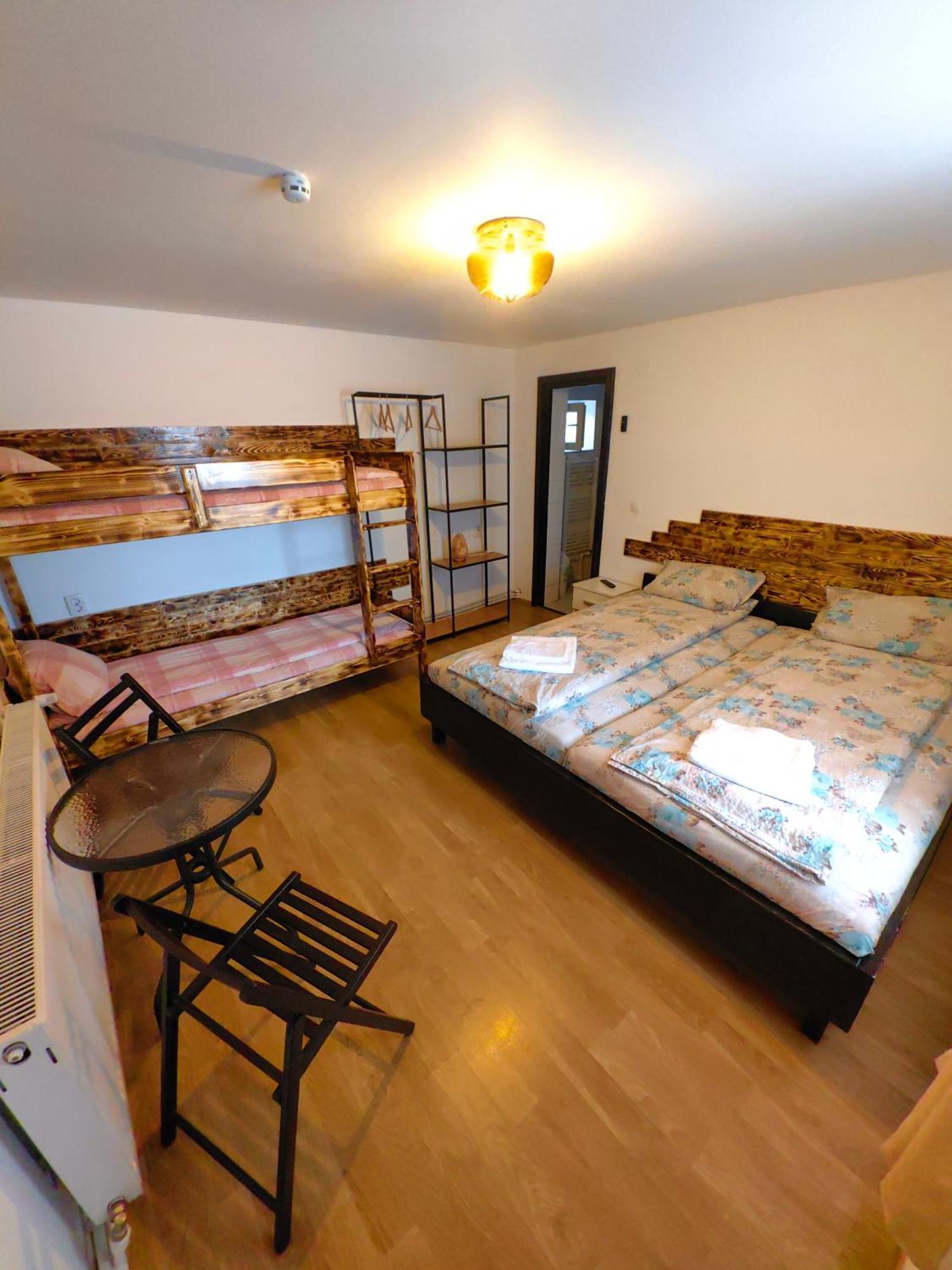 Séjour chez l'habitant Casa Mateo Topliţa